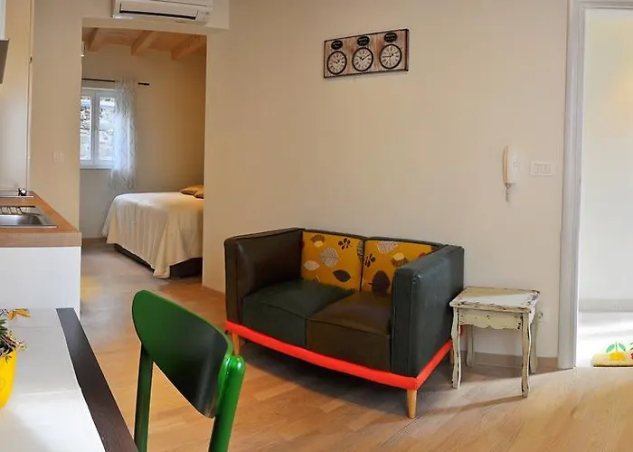 ゲストハウス Stagnja 4*